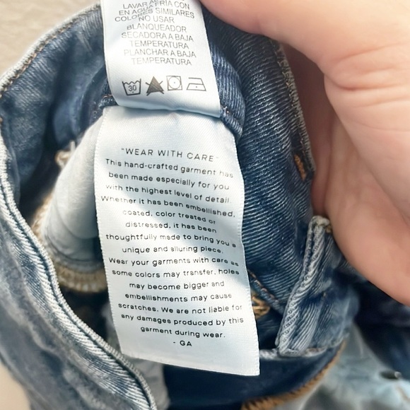 Good American Good Waist Stretchy Distressed Medium To Dark Wash Crop New Jeans - Picture 13 of 13